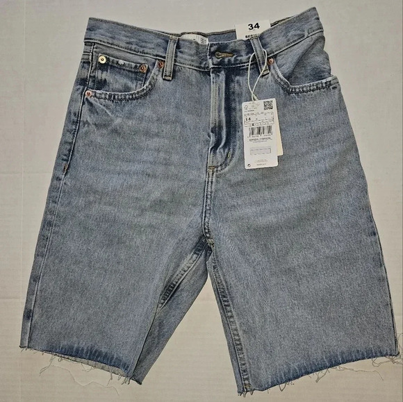 Ariadna Bermuda High waist shorts with frayed hem - Picture 6 of 11